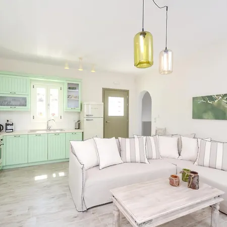 Welcoming In Naxos With Sea And Mountain Views Villa Naxos City